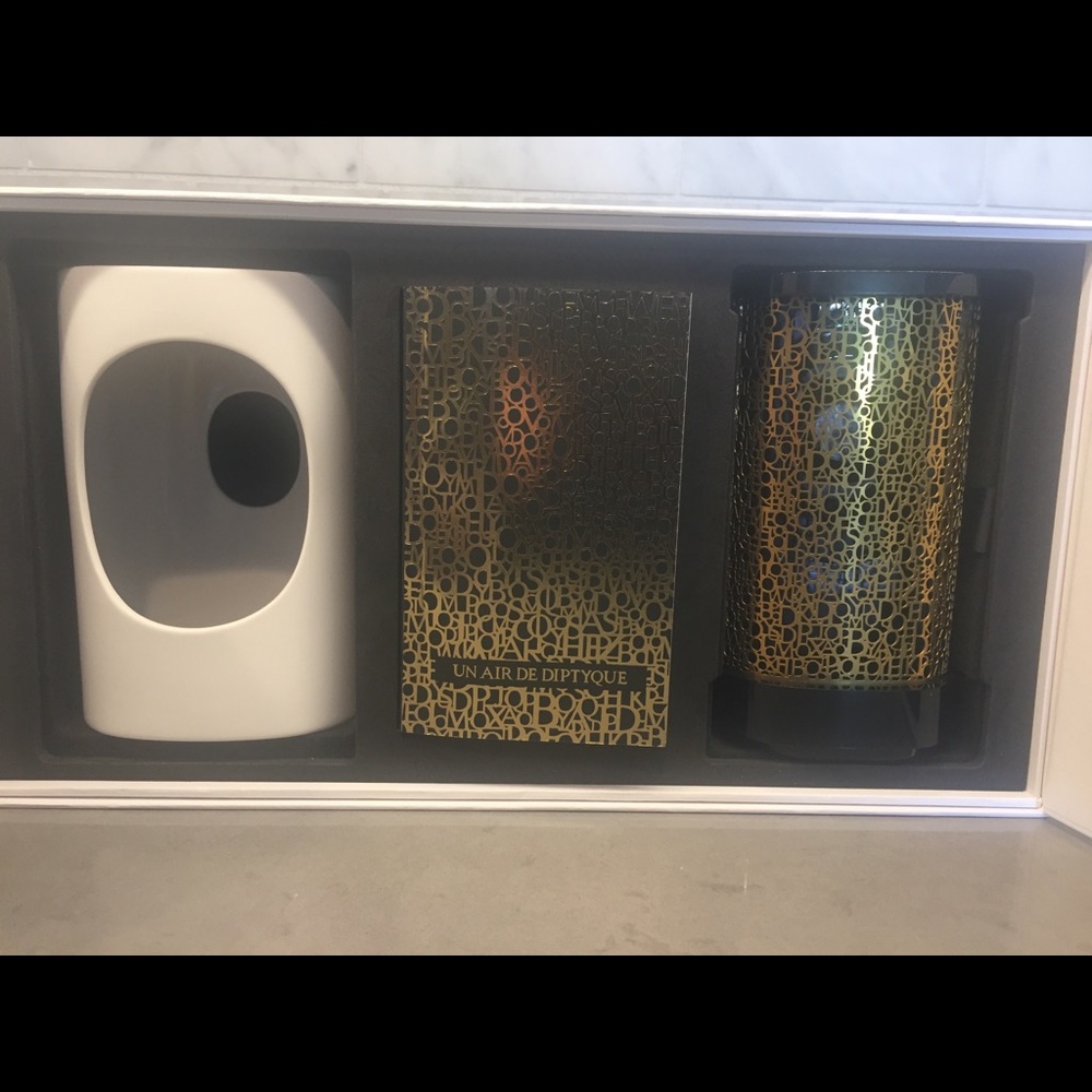Diptyque Home Electric Diffuser - Picture 2 of 11